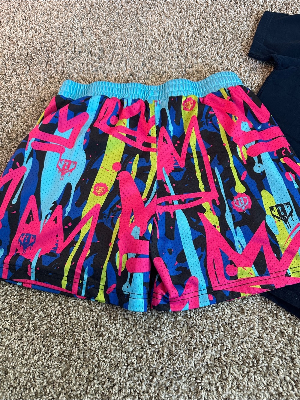 Baseball Lifestyle 101 graffiti tee and shorts - Picture 9 of 9